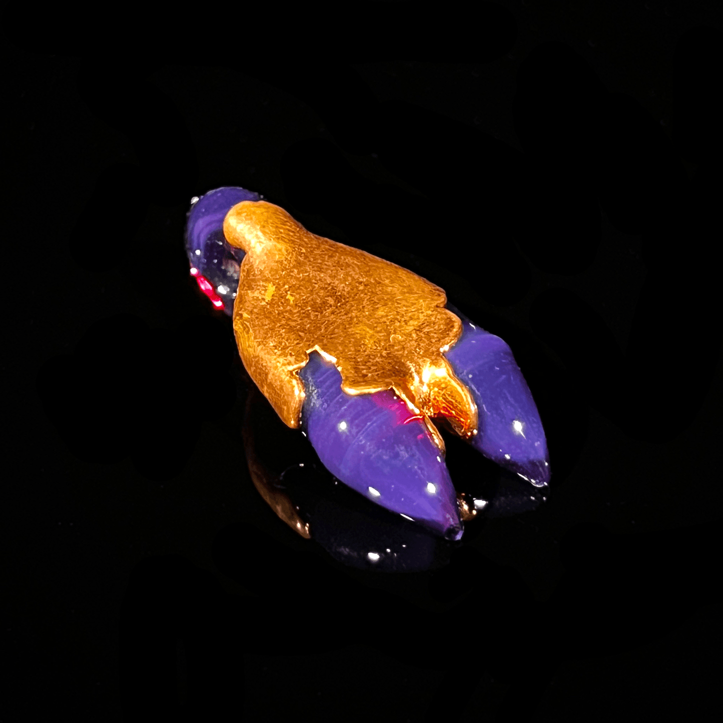 Elbo x Snic Barnes - 2024 Electroplated Claw Pendant - The Gallery at VL